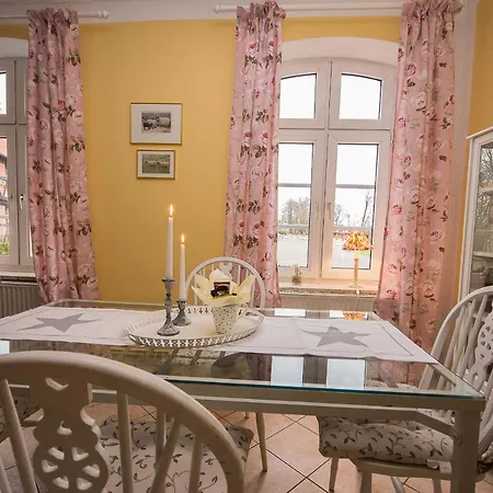 Feriengut Gaarz - Verwalterhaus 18 * Gohl
