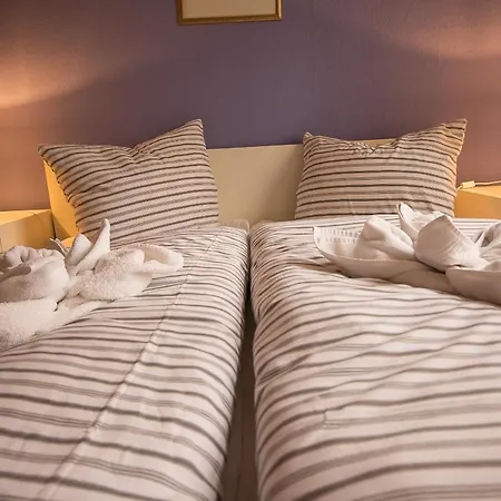 Feriengut Gaarz - Verwalterhaus 18 Apartamento *